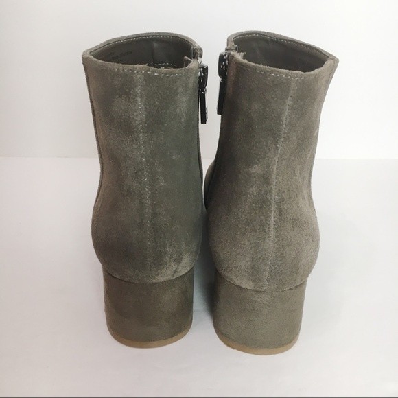 Kenneth Cole REACTION Women's Road Stop Dark Taupe Suede Leather Ankle Boots 6 - Picture 7 of 15